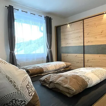 Schoene Ferienwohnung, Familienfreundlich 130m2 * グライフェンブルク