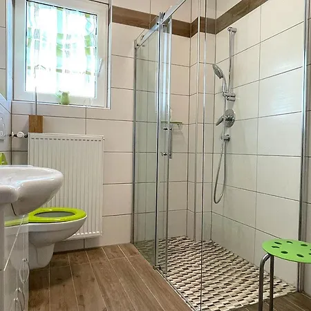 Schoene Ferienwohnung, Familienfreundlich 130m2 *