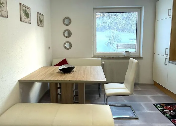 Schoene Ferienwohnung, Familienfreundlich 130m2 דירה גריפנבורג