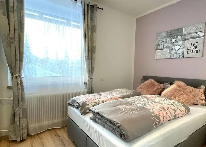 Schoene Ferienwohnung, Familienfreundlich 130m2 דירה גריפנבורג