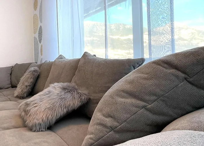 Daire Schoene Ferienwohnung, Familienfreundlich 130m2 *